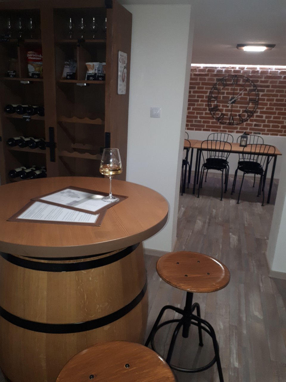 Vinný bar – barely a výběr vín